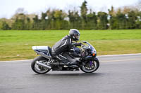 Middle Group Silver_Grey Bikes